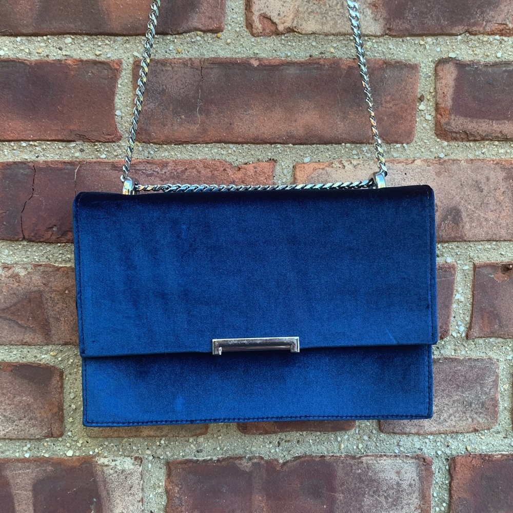 NWOT Ivanka Trump Mara Royal Blue Velvet Cocktail Purse with Silver Chain Strap